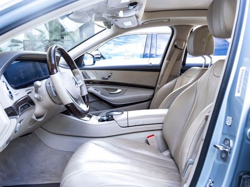 Used 2020 Mercedes-Benz S 560 Sedan image 14