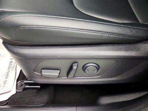 Used 2024 Kia Sportage SX FWD image 12