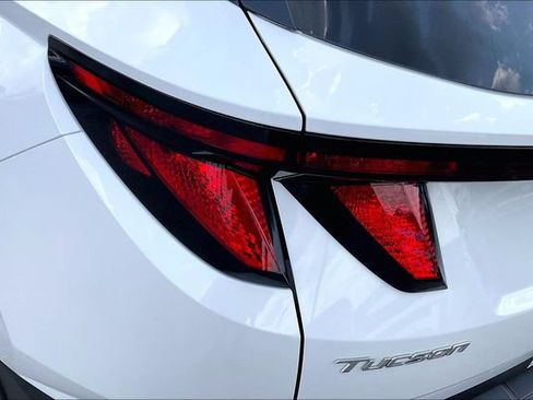 Certified 2024 Hyundai Tucson SEL FWD image 31