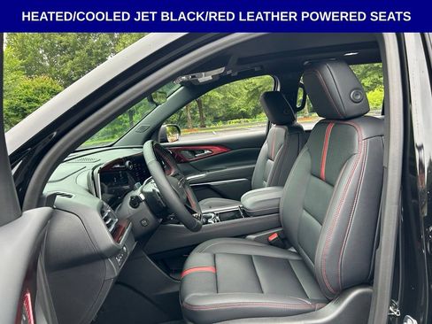 New 2026 Chevrolet Traverse RS FWD image 6