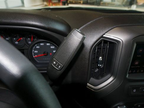 New 2026 GMC Sierra 1500 Pro w/ Convenience Package image 17