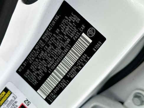 Used 2025 Toyota Camry SE FWD image 29