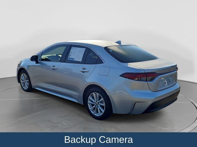 Used 2026 Toyota Corolla XLE FWD image 6