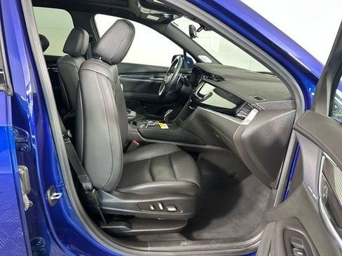 Used 2023 Cadillac XT6 Sport image 29