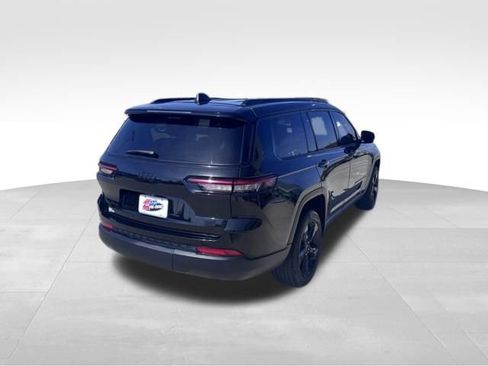 Used 2023 Jeep Grand Cherokee L Laredo AWD/4WD image 5