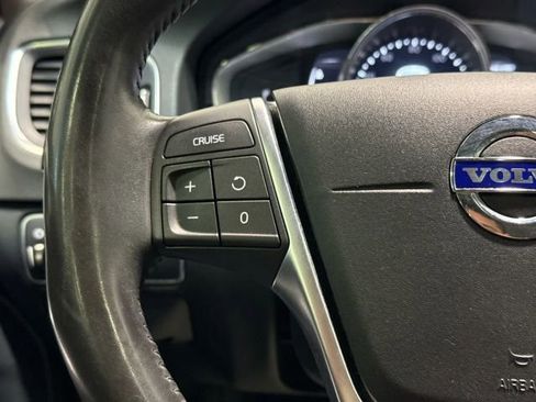 Used 2018 Volvo S60 T5 Dynamic w/ Vision Package image 15