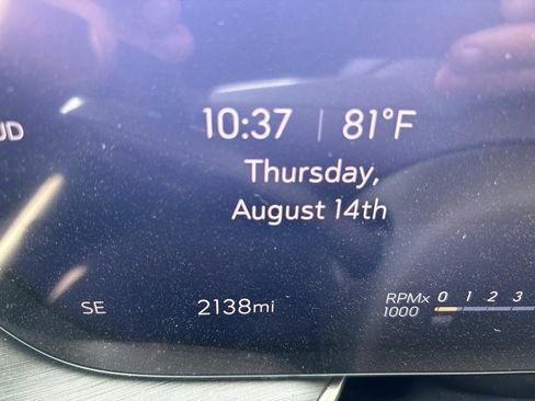 Used 2025 Buick Envision Preferred AWD/4WD image 26