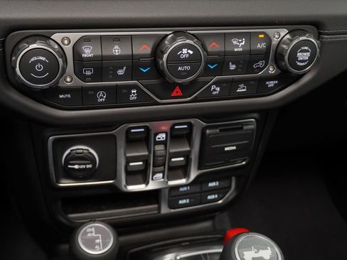 New 2026 Jeep Wrangler Sahara image 23