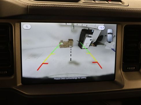 Used 2025 Ford Bronco Outer Banks image 22