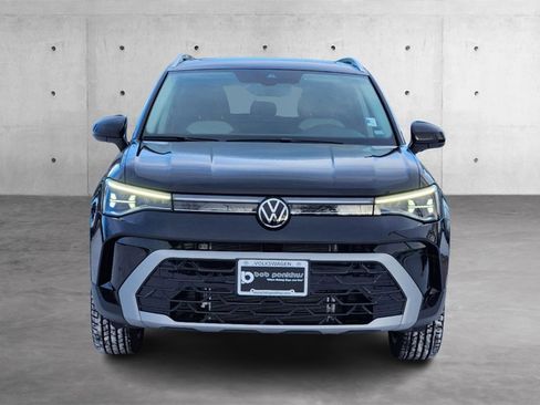 New 2025 Volkswagen Taos SEL image 9