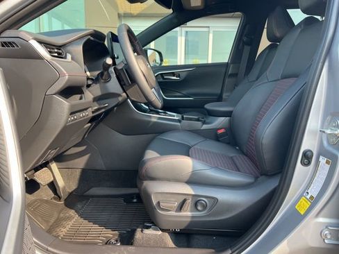 Used 2025 Toyota RAV4 XSE image 10