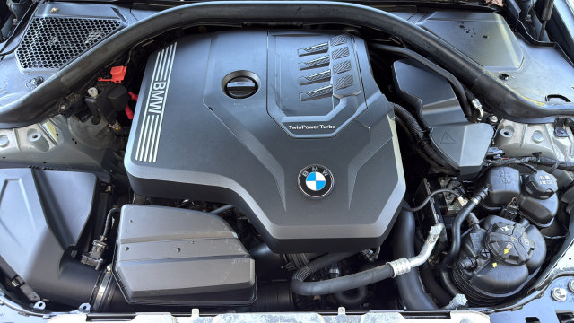 Used 2023 BMW 330i Sedan w/ M Sport Package RWD image 31