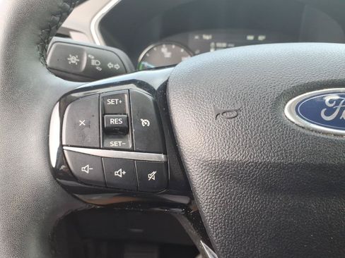 Used 2022 Ford Escape SE w/ Convenience Package FWD image 25