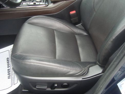 Used 2024 MAZDA CX-30 AWD 2.5 S w/ Premium Package image 15