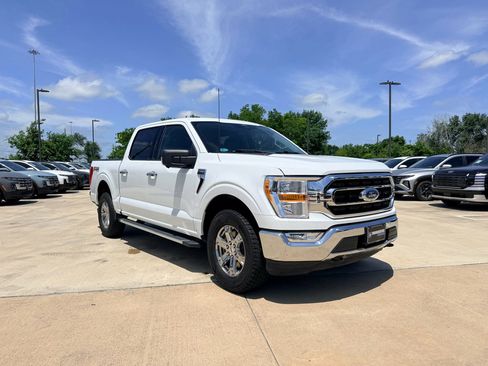 Used 2022 Ford F150 XLT w/ Equipment Group 301A Mid AWD/4WD image 3