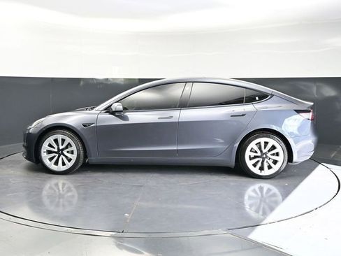 Used 2023 Tesla Model 3 Standard Range RWD image 8