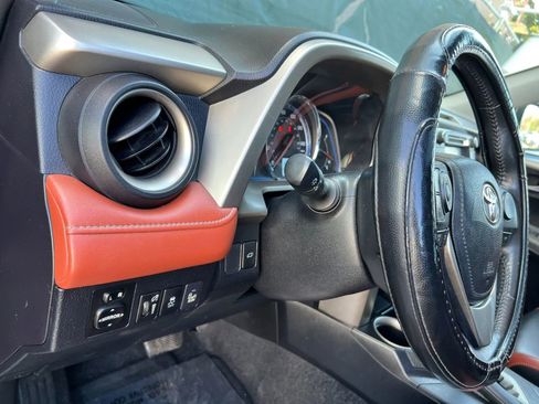 Used 2013 Toyota RAV4 Limited image 14