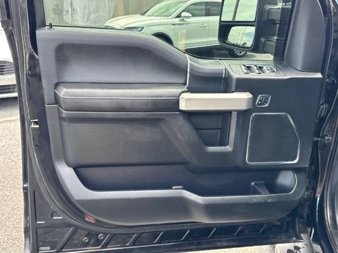 Used 2018 Ford F150 Lariat AWD/4WD image 13