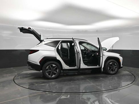 New 2026 Hyundai Tucson SEL w/ Tow & Go Package AWD/4WD image 45