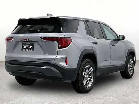 Used 2025 GMC Terrain Elevation FWD image 2