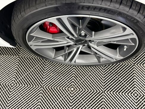 Used 2025 Genesis G70 2.5T w/ Sport Prestige Package image 11