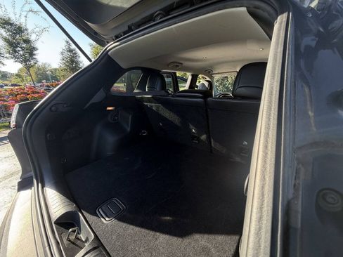 Used 2020 Jeep Cherokee Trailhawk w/ Cold Weather Group AWD/4WD image 8