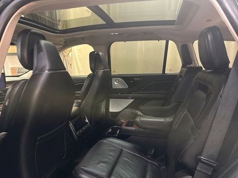 Used 2022 Lincoln Aviator Reserve w/ Equipment Group 201A image 30