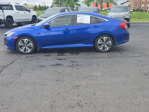Certified 2018 Honda Civic EX-L image 4