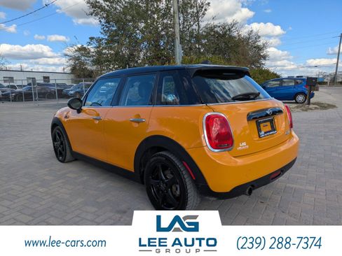 Used 2016 MINI Cooper 4-Door Hardtop image 5