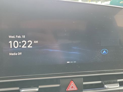 Certified 2024 Hyundai Elantra SEL w/ Convenience Package image 13