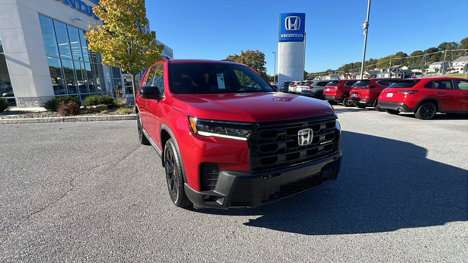 New 2026 Honda Pilot Black Edition image 2