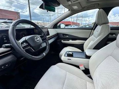Certified 2023 Nissan Ariya FWD image 28