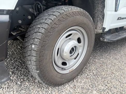 Used 2026 Ford F250 XL AWD/4WD image 4