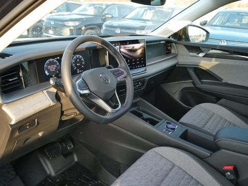 New 2026 Volkswagen Tiguan S AWD/4WD image 20