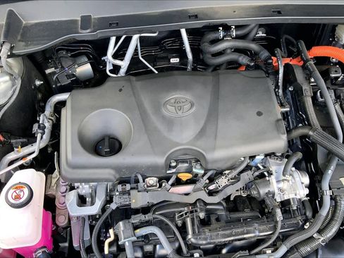 Used 2026 Toyota Grand Highlander XLE image 32