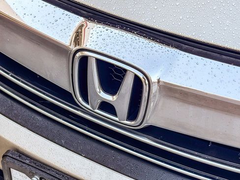 Used 2017 Honda Accord LX image 10