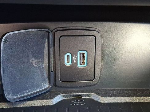 Used 2024 Ford Bronco Badlands AWD/4WD image 24