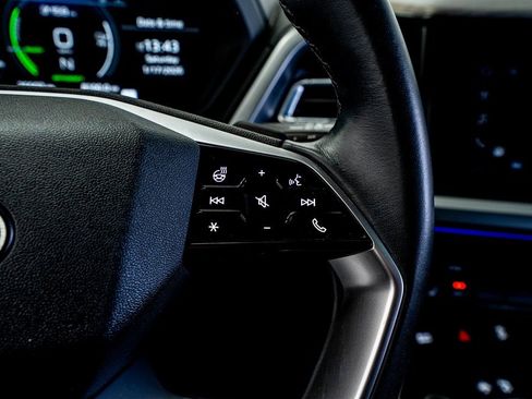 Used 2022 Audi Q4 e-tron Premium Plus image 41