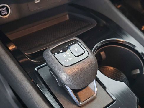 Used 2022 Nissan Rogue SV w/ SV Premium Package image 30