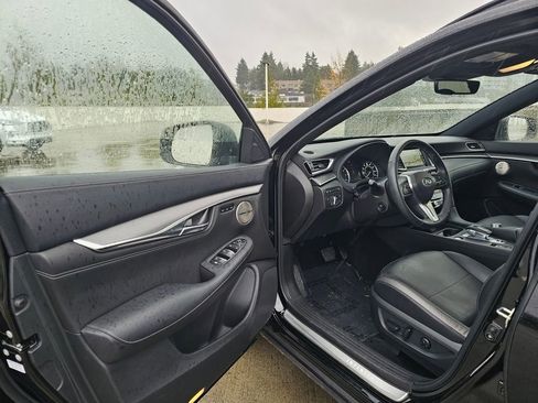 Certified 2024 INFINITI QX55 Essential image 30
