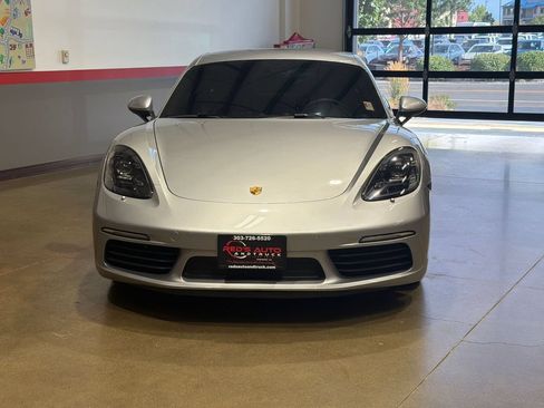 Used 2024 Porsche 718 Cayman RWD image 5