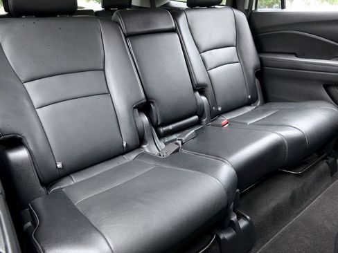 Used 2017 Honda Pilot EX-L image 12