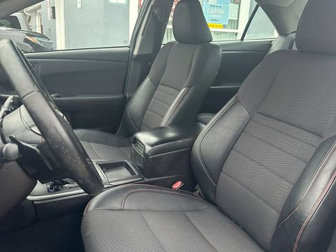 Used 2016 Toyota Camry SE image 7