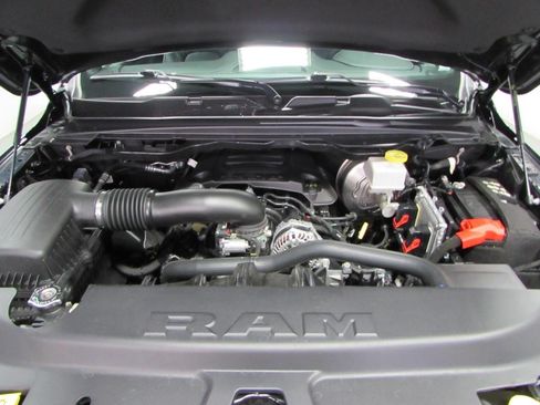 Used 2020 RAM 1500 Limited AWD/4WD image 10