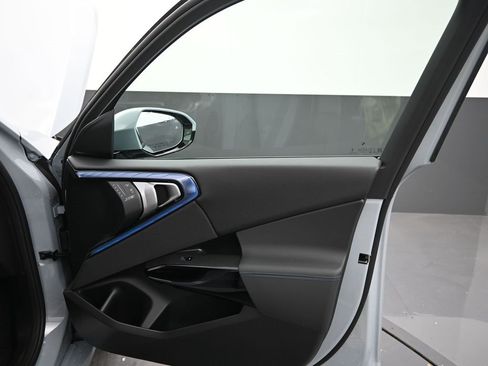 New 2026 BMW X3 xDrive30 w/ Premium Package image 19