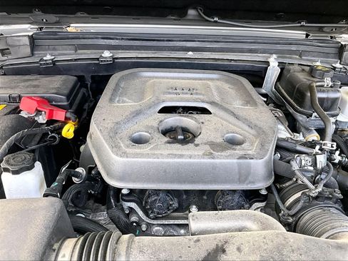 Used 2023 Jeep Wrangler Unlimited w/ Cold Weather Group image 33