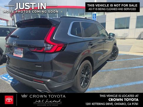 Used 2023 Honda CR-V Sport Touring image 2