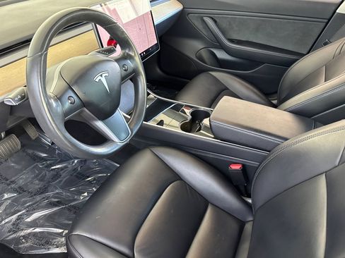 Used 2018 Tesla Model 3 Long Range image 5