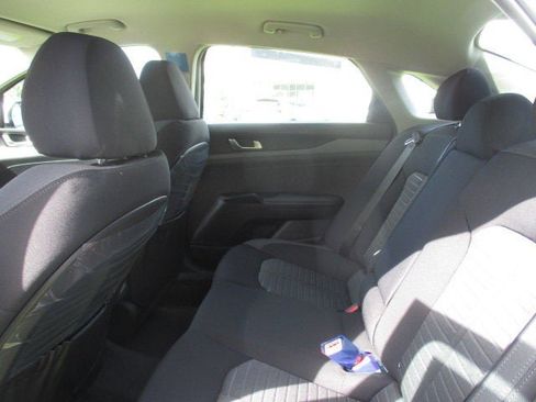 New 2025 Kia K5 LXS image 14