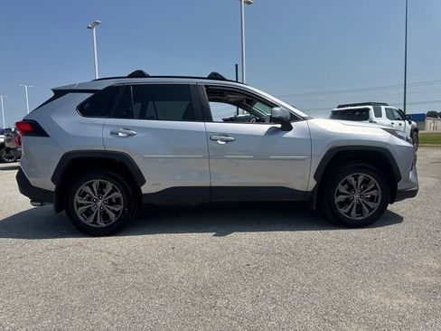 Used 2023 Toyota RAV4 Limited AWD/4WD image 9